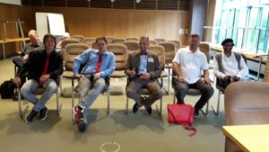 Eine sehr gute Delegation der Partei Die PARTEI und ein Pirat.