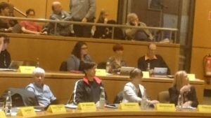 Ihre Politik ist reicher an Konturen als dieses Bild: PIRATENundPARTEI!