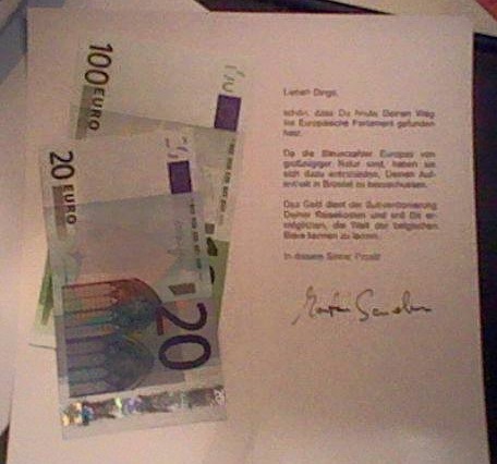 10805_886567424709015_6094455087154882221_n