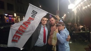 11721372_919018568171582_411137140_n