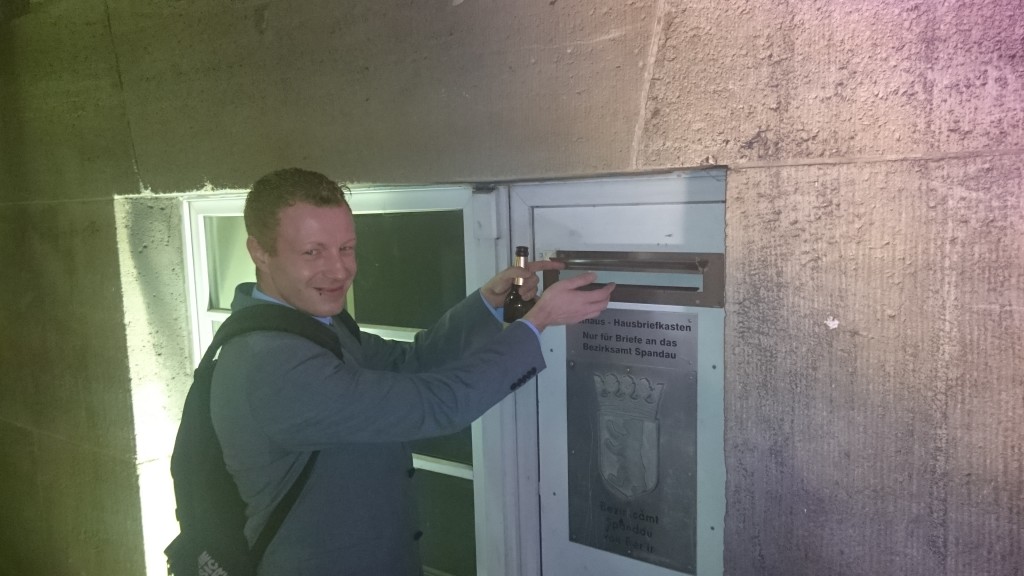 "Schöne Grüße, wir sehen uns. Bis bald."